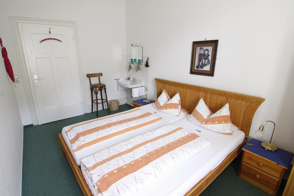 Doppelzimmer mit Gemeinschaftsbad